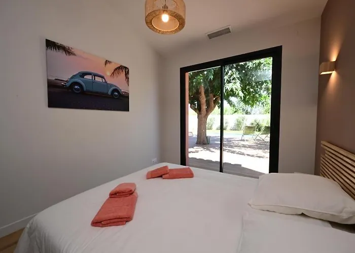 فيلة Maison B