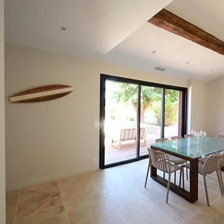 Maison B Villa *