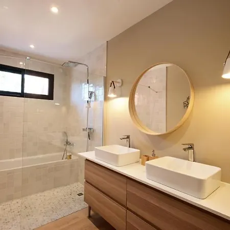 Maison B Villa *